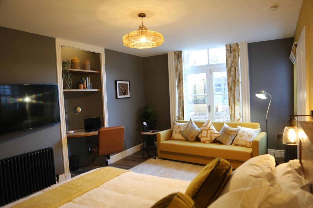 No 12 - Stunning Self Check-In Apartments In Worcester Centre Екстериор снимка