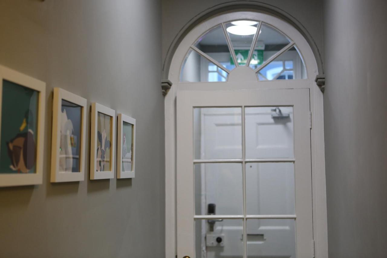 No 12 - Stunning Self Check-In Apartments In Worcester Centre Екстериор снимка
