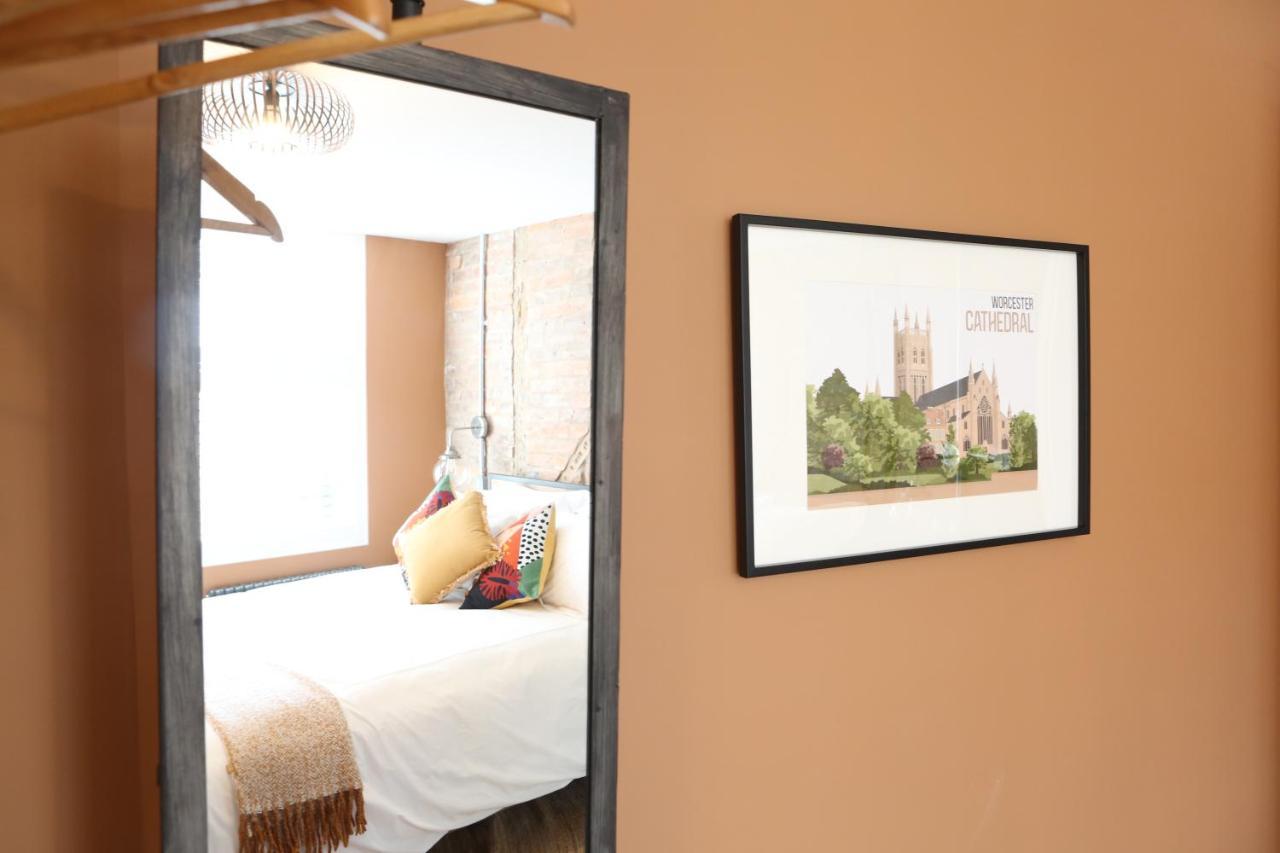 No 12 - Stunning Self Check-In Apartments In Worcester Centre Екстериор снимка