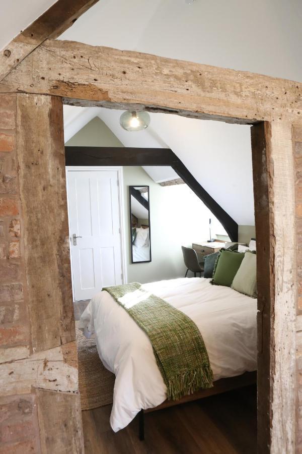No 12 - Stunning Self Check-In Apartments In Worcester Centre Екстериор снимка
