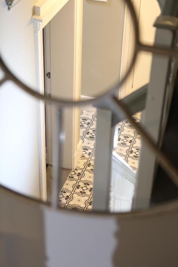 No 12 - Stunning Self Check-In Apartments In Worcester Centre Екстериор снимка