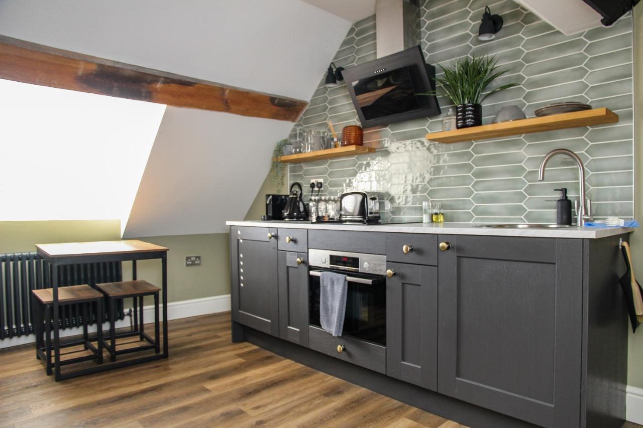 No 12 - Stunning Self Check-In Apartments In Worcester Centre Екстериор снимка