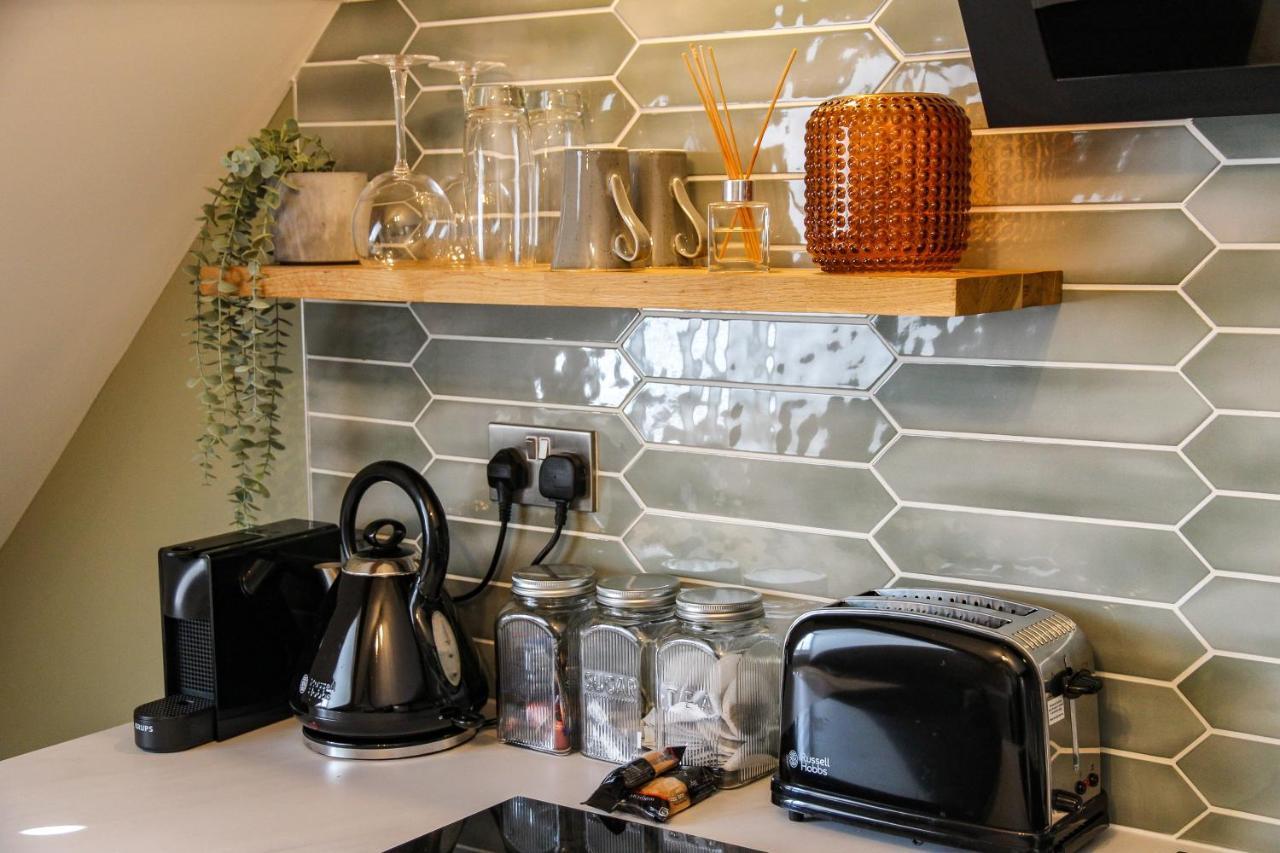 No 12 - Stunning Self Check-In Apartments In Worcester Centre Екстериор снимка